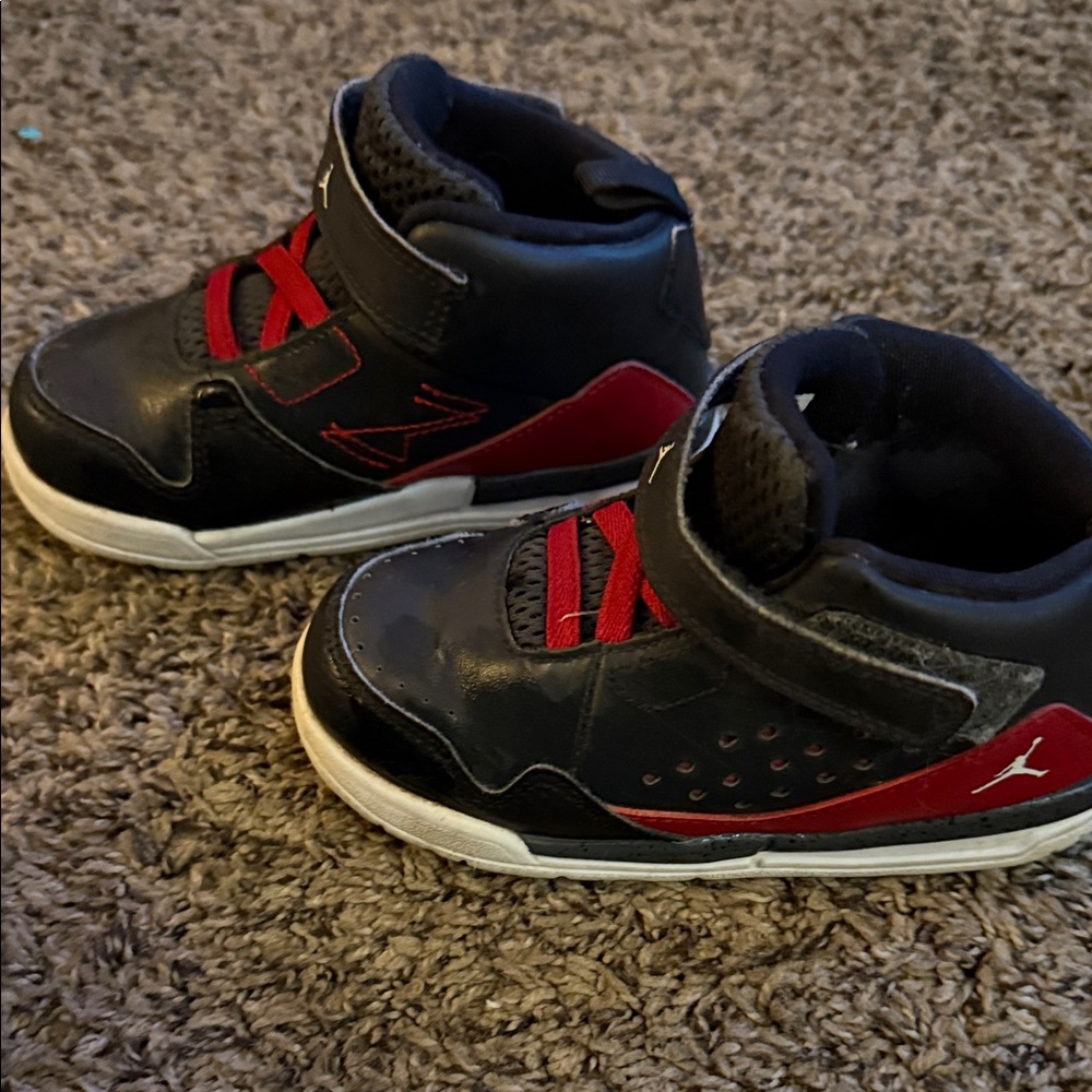 Jordan Kids Black and Red Sneakers - Picture 2 of 4